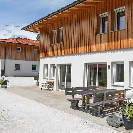 4Luxurioeses Ferienhaus In Traumhafter Landschaft Döbriach Dış mekan fotoğraf